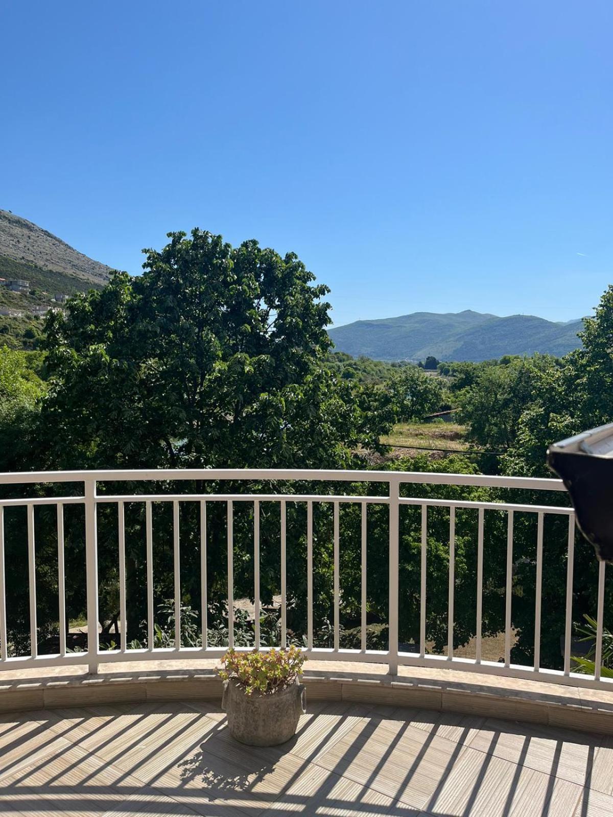 River Side Trebinje Hotel Bilik gambar